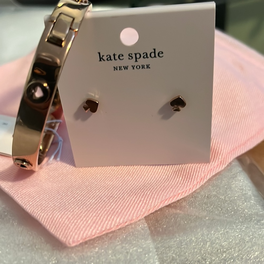 Kate Spade NWT Hinged Bangle + Studs
